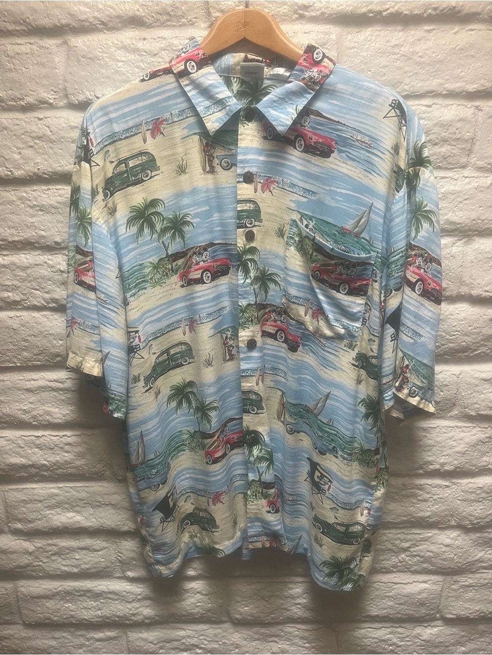 Men’s XL Disney Light Blue Tropical Beach Print Button-Down Shirt